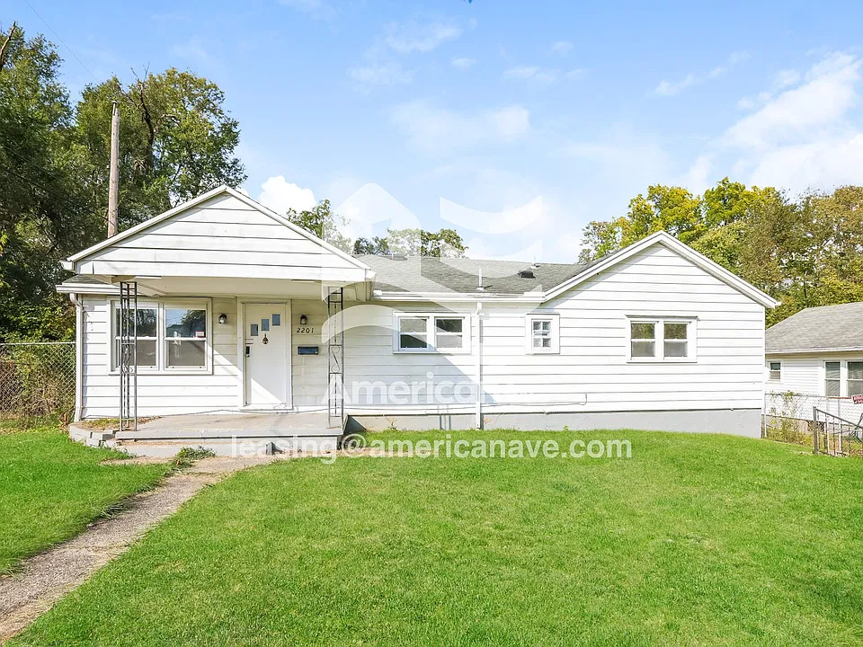 2201 Lodell Ave