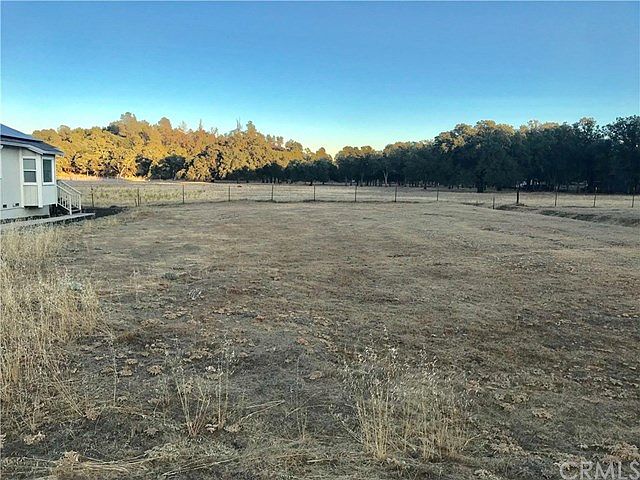 2nd image of 20492 Powder Horn Rd