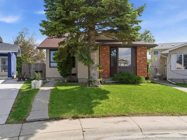 19 N Templevale Way NE, Calgary, AB T1Y 4V1