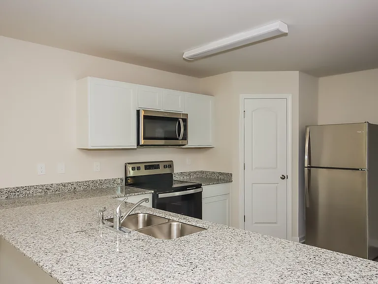 125 Zach Dr — Photo 7