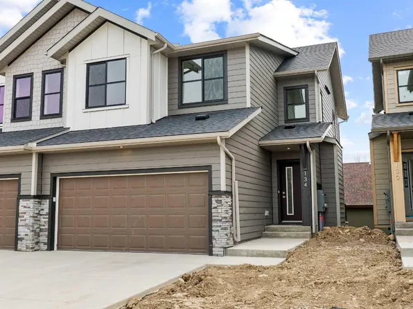 2231 81st St SW #134, Calgary, AB T3H 3V8