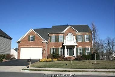Beautiful Colonial in Cul-de-Sac