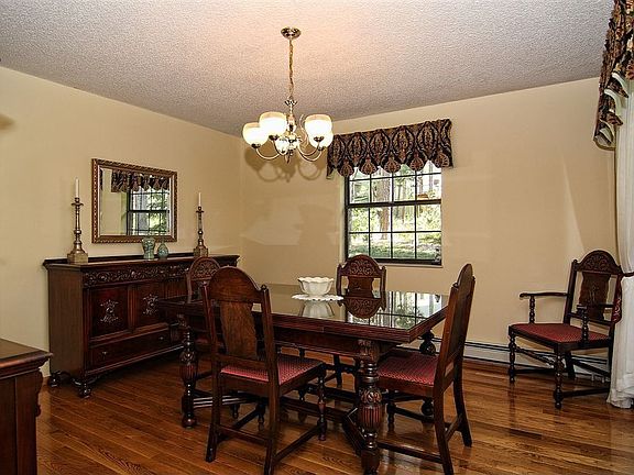 Formal dining room w/ walk-out