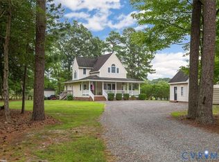 467 Morse Point Rd, Port Haywood, VA 23138