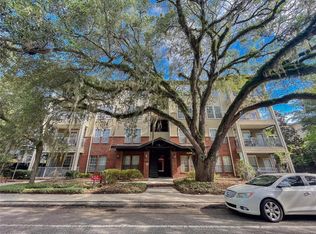 1142 SW 9th Rd APT 203, Gainesville, FL 32601