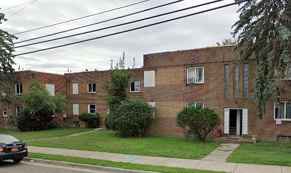 3rd image of 2700-2708 North St