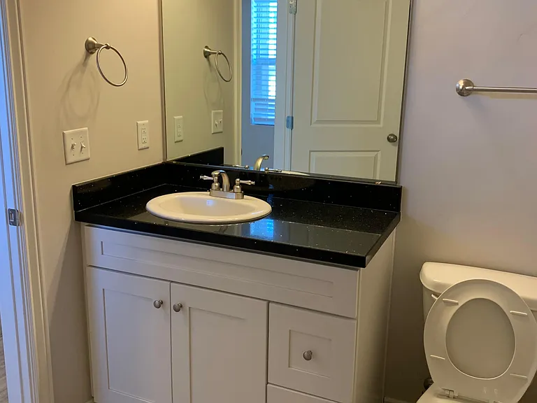 3873 S 1530 W — Photo 28
