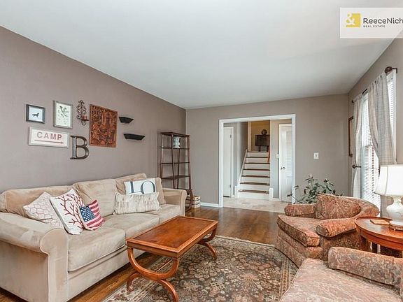 5th image of 8928 Hadley Pl