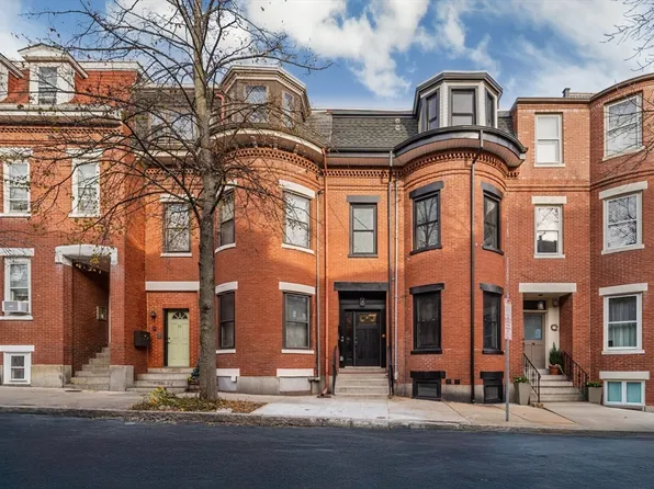 33 Beacon St #2, Chelsea, MA 02150