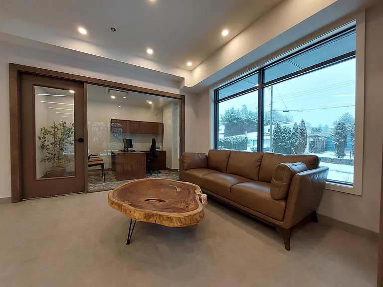 494 Goldstream Ave — Photo 45