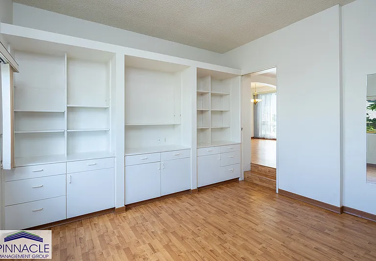 3533 Hinahina St — Photo 16