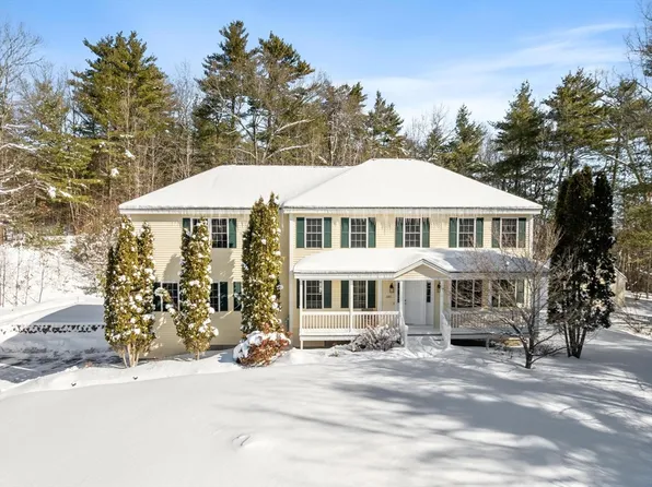 309 Reservoir Rd, Lunenburg, MA 01462