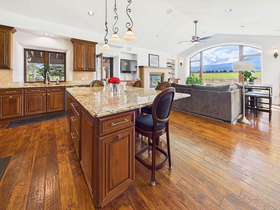 2nd image of 420 Mjn Rd