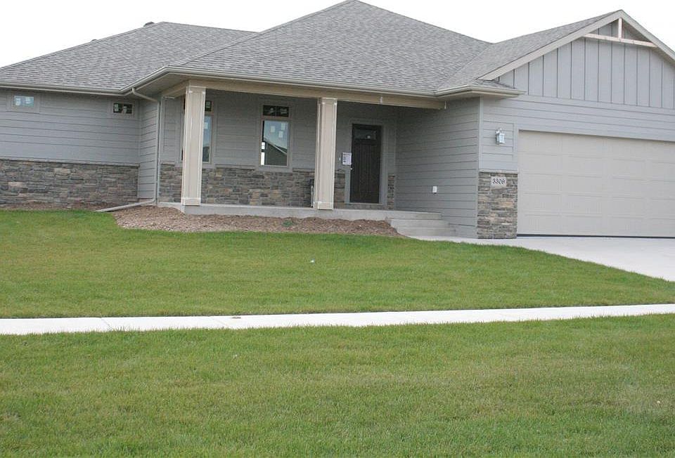 1st image of 3309 Stoney Brook Trl