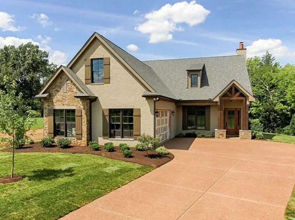 1324 Legacy Cove Way, Knoxville, TN 37919