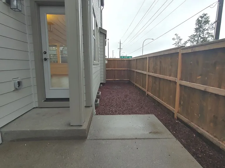 10490 NW 292nd Ave — Photo 34