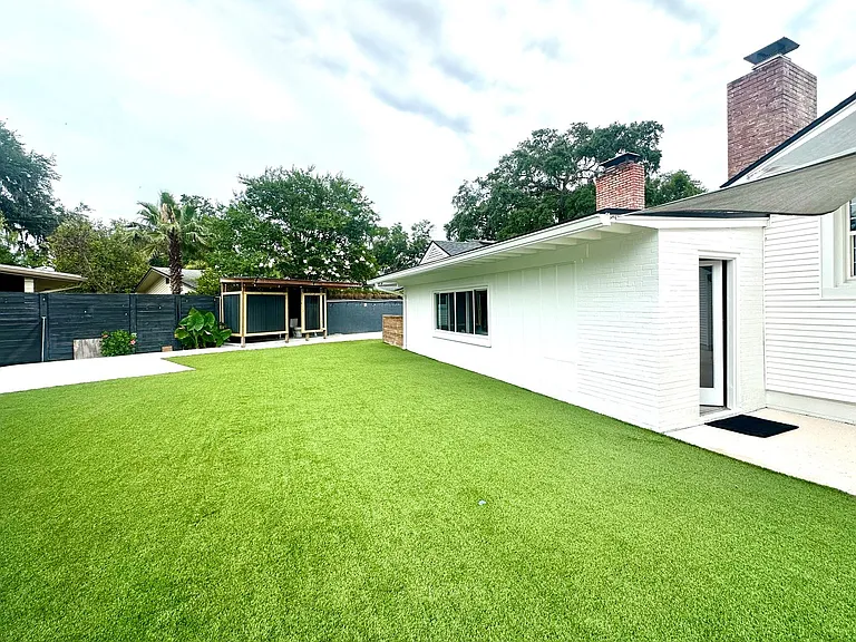 5951 Clifton Ave — Photo 32