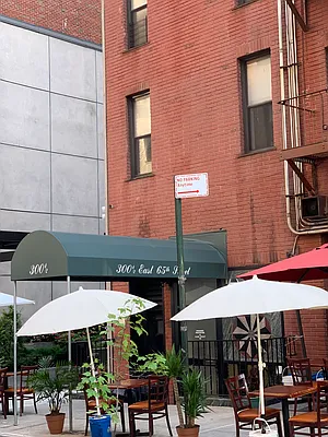 Rented by Foundation Real Estate | media 1