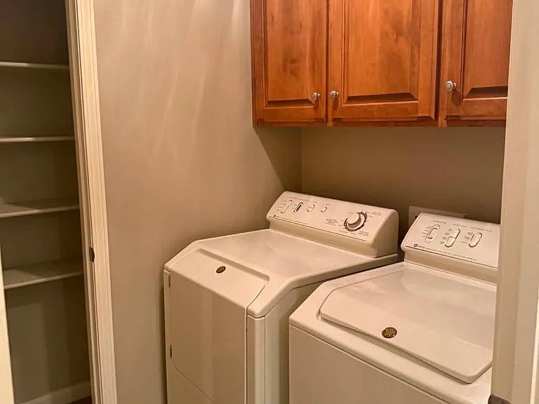 5380 Pewter Dr — Photo 6
