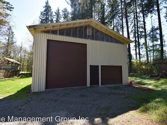 2nd image of 7605 NE 251st St
