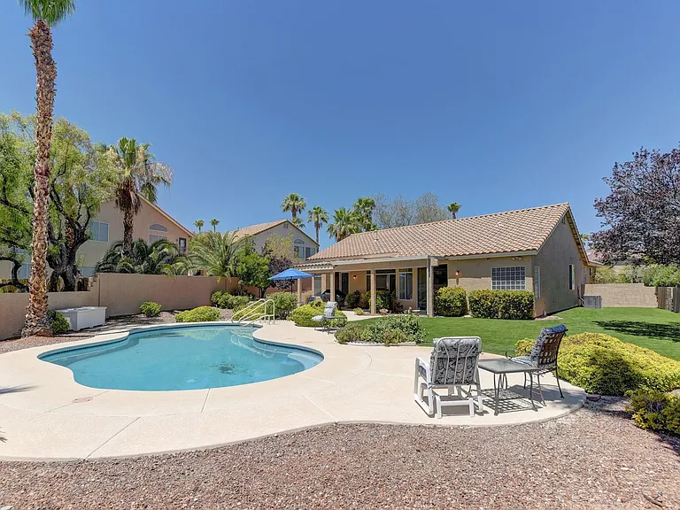 8437 Willowleaf Ct — Photo 45