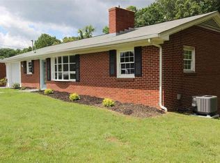 661 Mount Torrey Rd, Lyndhurst, VA 22952