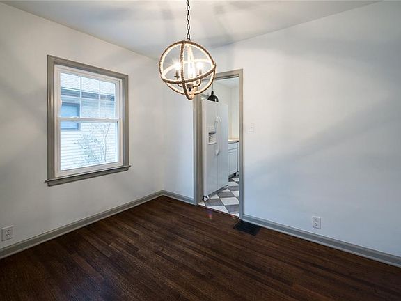 4th image of 4944 N Kingsley Dr