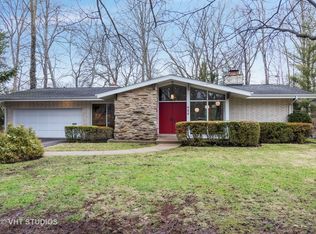 620 Indian Rd, Glenview, IL 60025