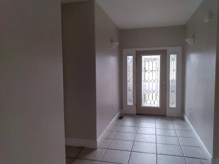 590 Cobble Dr — Photo 17