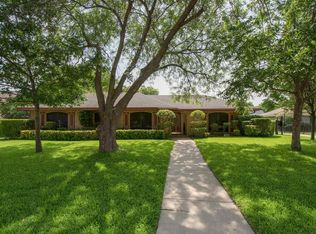 1510 Raintree Ct, Grand Prairie, TX 75050