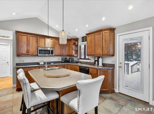 30 Highwood Avenue, Hamden, CT 06514