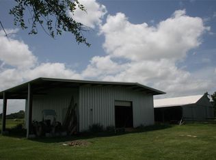658 Stockold Rd, Sealy, TX 77474