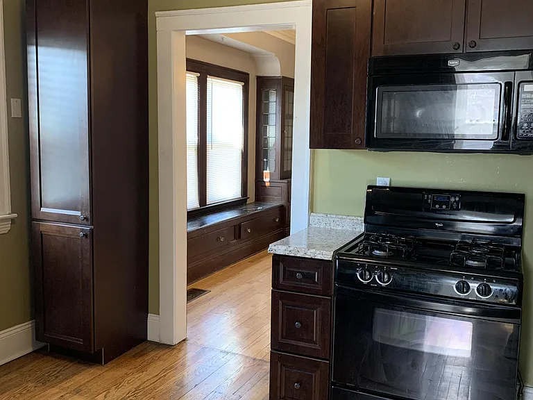15009 Tudor Ave — Photo 6