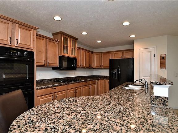 4th image of 5747 Daniel Dr