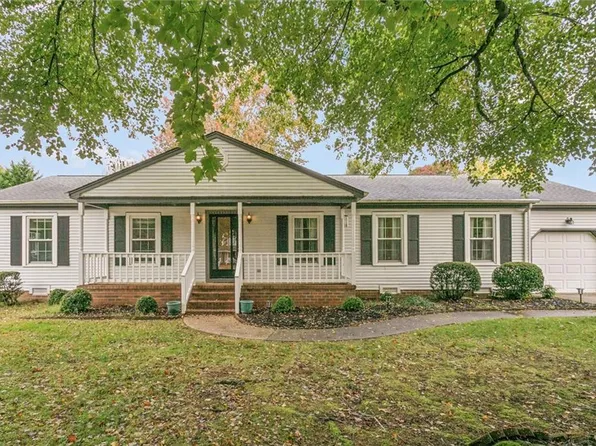 75 Park Hill Cir, Newport News, VA 23602