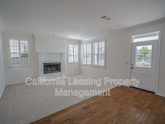 4th image of 23932 Windward Ln