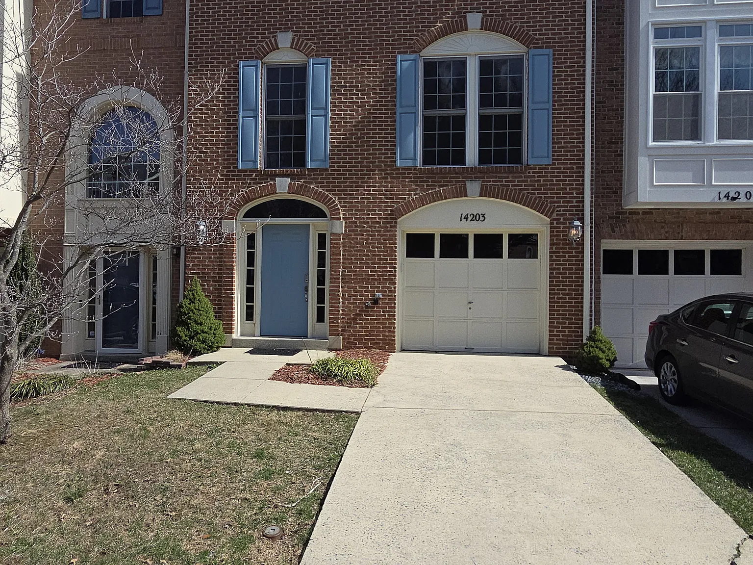 4 bed, 2600 sqft, $3,750 — Photo 1