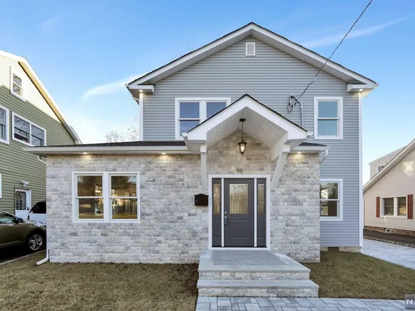95 Lawrence St, Hillsdale, NJ 07642