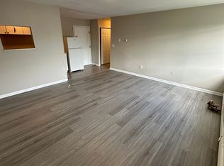 66 Simmons Rd #C14, East Hartford, CT 06118