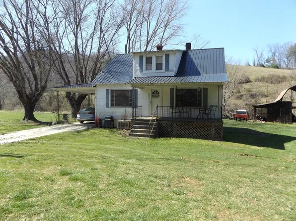 8381 Poplar Camp Rd, Austinville, VA 24312