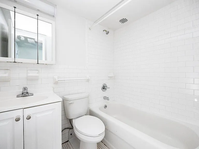 88 Fulton St #127 — Photo 13