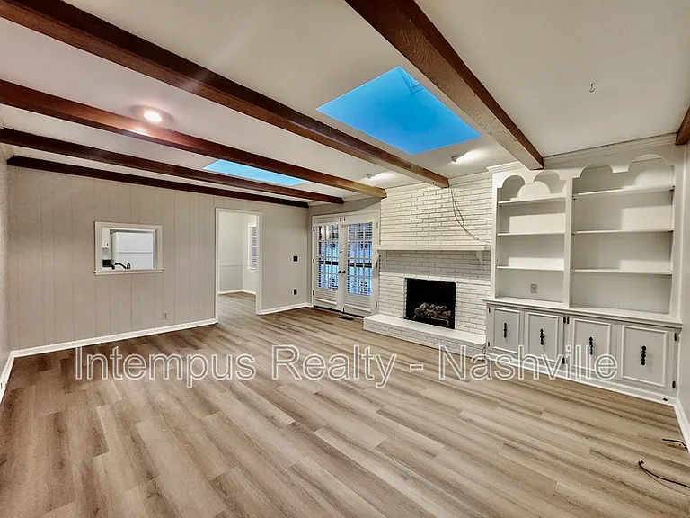 8124 Devens Dr — Photo 23