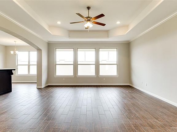 4th image of 4421 Caddo Ln