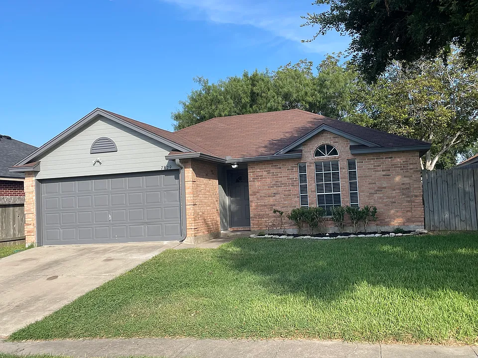 7829 Falcon Dr