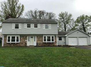 85 Torrington Ln, Willingboro, NJ 08046