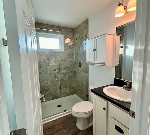 5th image of 1421 1st St #1
