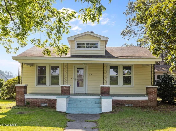 150 Sam T Lewis Lane, Walstonburg, NC 27888