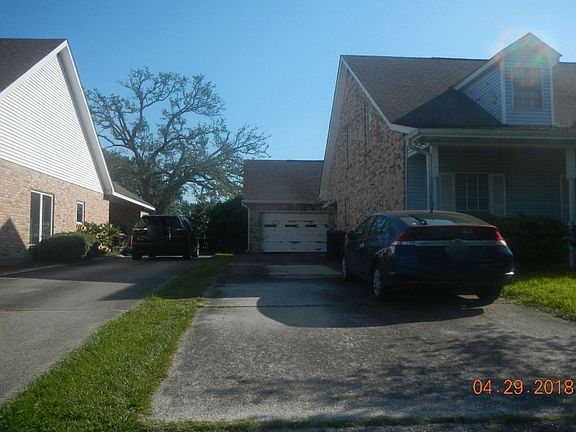 3rd image of 117 Dickson Dr