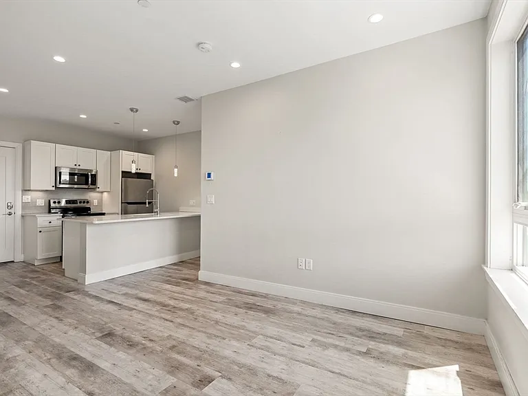 1457 Tremont St #503 — Photo 8