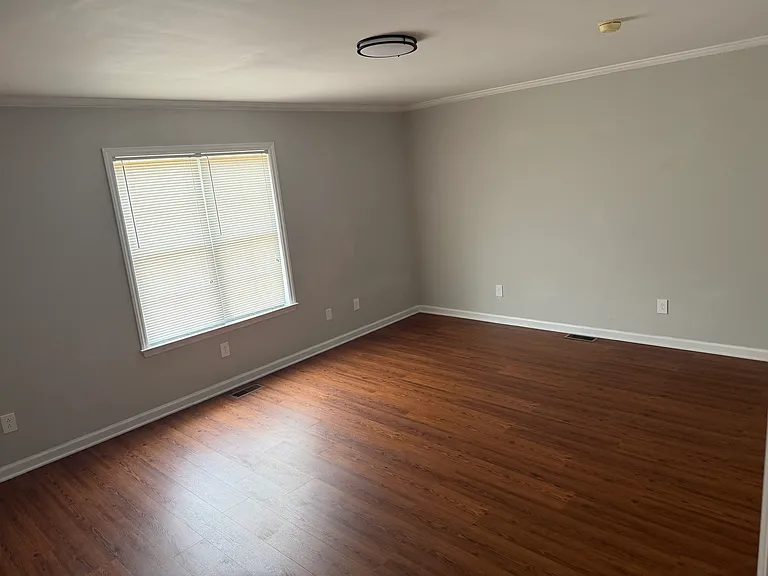 9314 Sawyer Rd — Photo 25